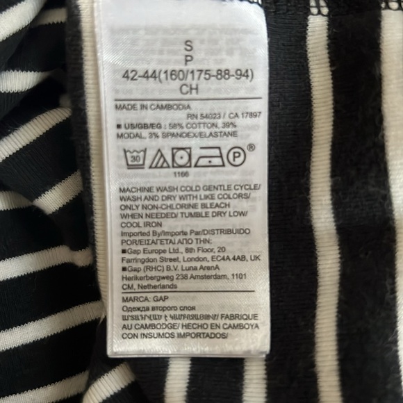 GAP Modern convertible strap midi dress. Black/ white - Picture 8 of 8